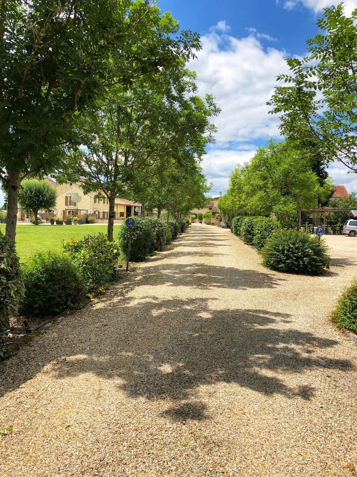 Gites de Cognac Bréville Extérieur photo